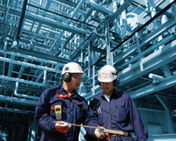 Image: Men on building site